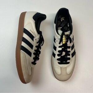 Adidas Women’s Sambas Size 8.5 Off White